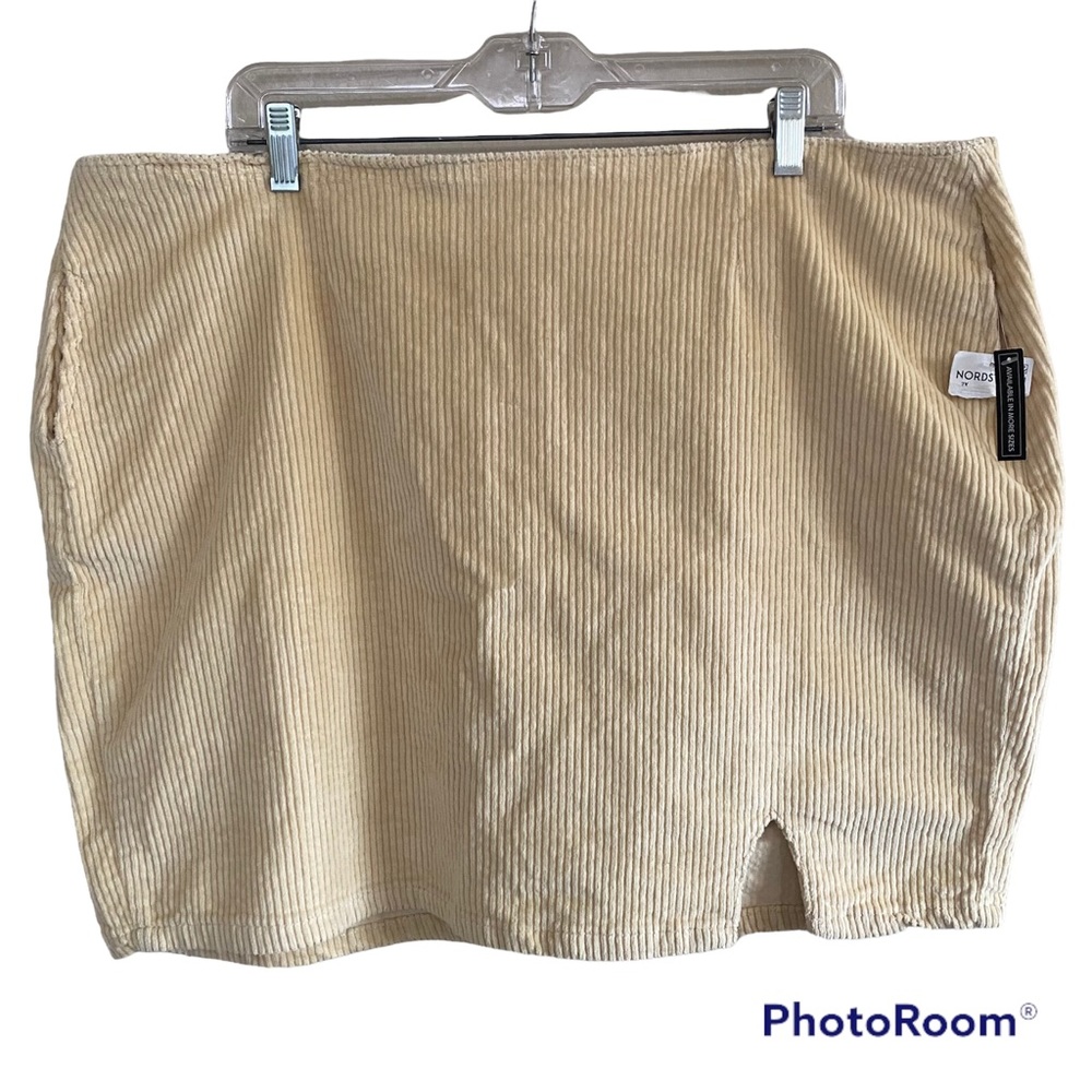 BP Plus Size Womens Corduroy Notched Hem Skirt - Picture 3 of 12